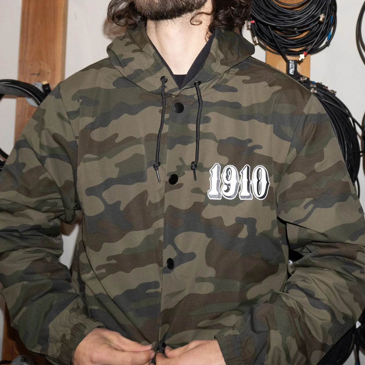 1910 OG Font Hooded Coaches Jacket - Camo 5 1910 OG Font Hooded Coaches Jacket - Camo - Image 3